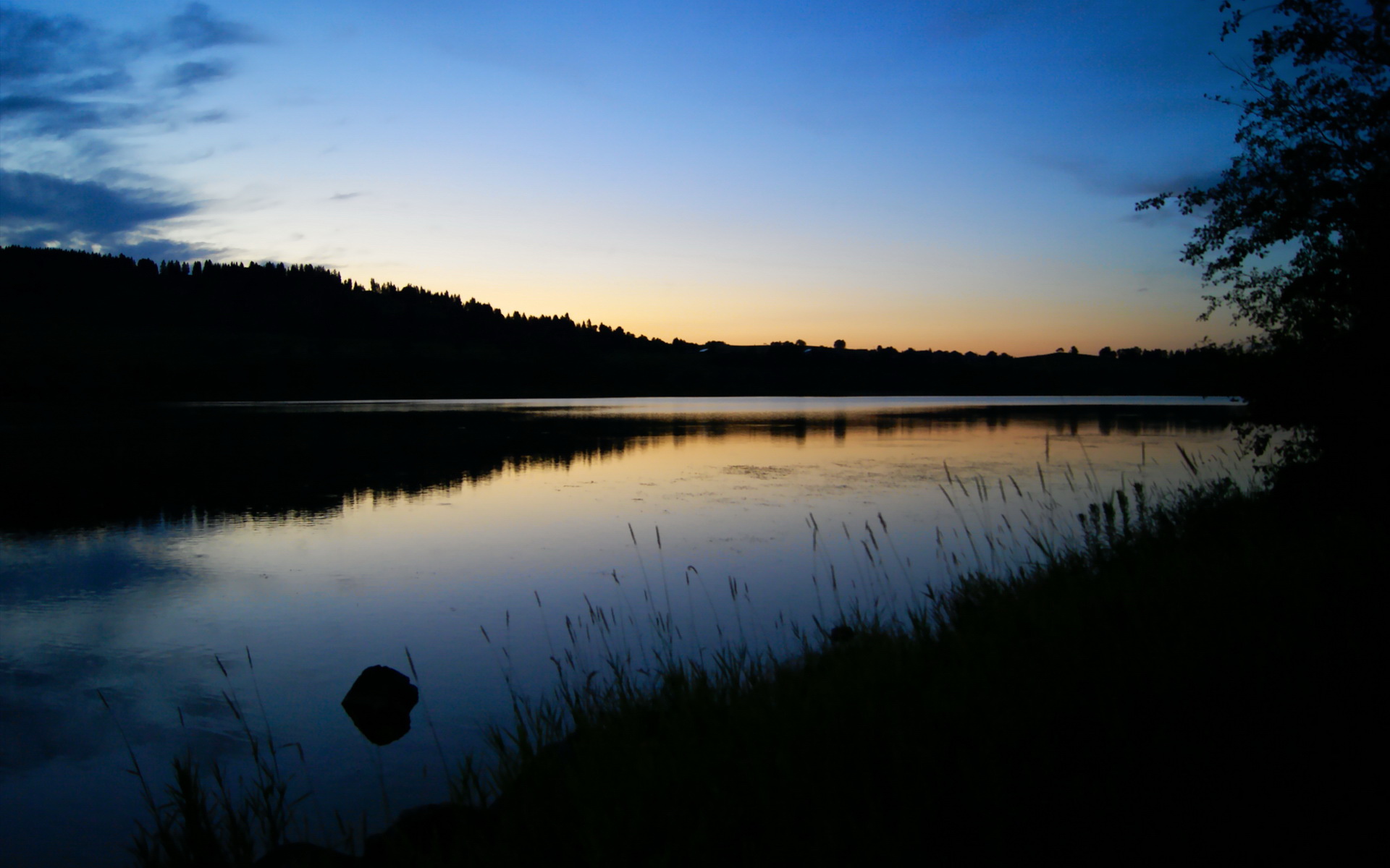 开云kaiyun-欧洲杯逆转传奇：战术调整创造奇迹！，欧洲杯回传失误
